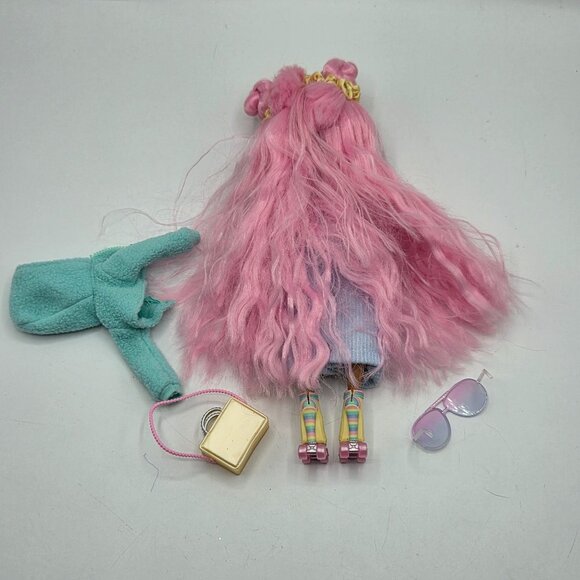 LOL Surprise OMG Series 4.5 Sunshine Gurl Fashion Doll & Accessories - Picture 6 of 8